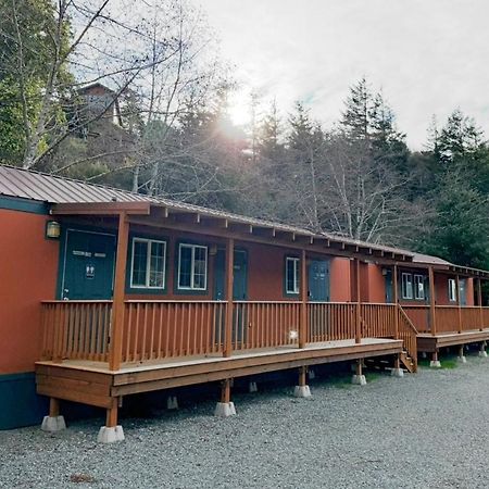 Rogue River Landing Resort Gold Beach Exteriör bild